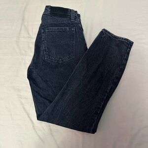 SOLD** Abercrombie mom jean